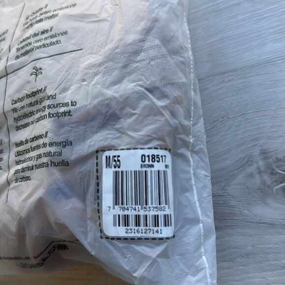 Leonisa Sheer Stripe Detail Sculpting Bodysuit beige size M NWT in packaging - Picture 6 of 6